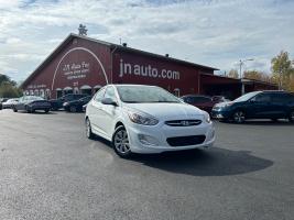 Hyundai Accent 2017 GT Berline, toit ouvrant, Garantie 1 an ou 10 000 km groupe motopropulseur $ 10941